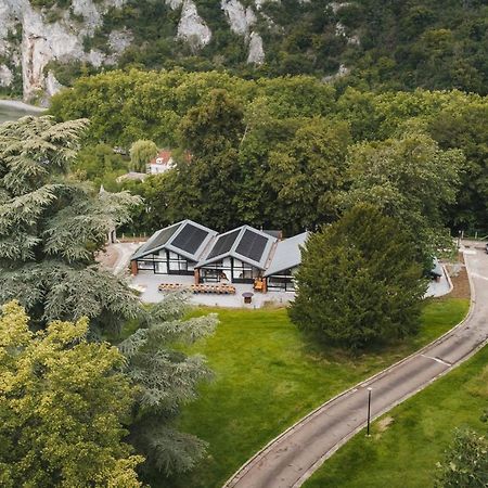 Gite De La Tour - Dinant Evasion Exterior photo